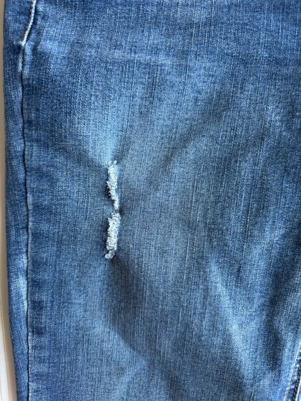 Democracy Jeans Womens 6 Blue Ab Technology Mid Rise Straight Leg Crop Fray Hem - Picture 4 of 10